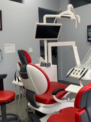Dental Treatment Room with Advanced Equipment